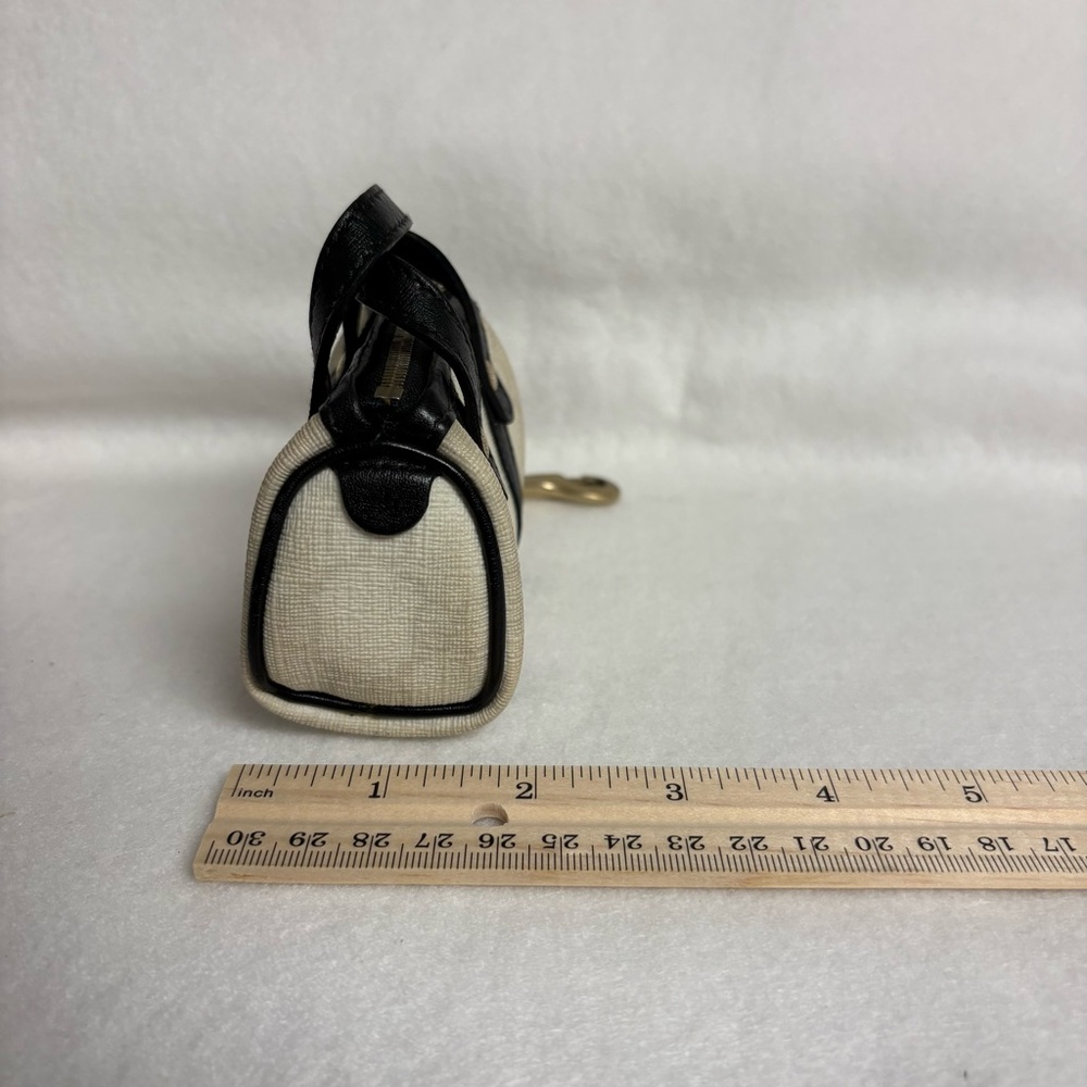 VTG GUCCI Mini Boston Bag Keychain Charm Zipper Clip Cream Black - Picture 3 of 14